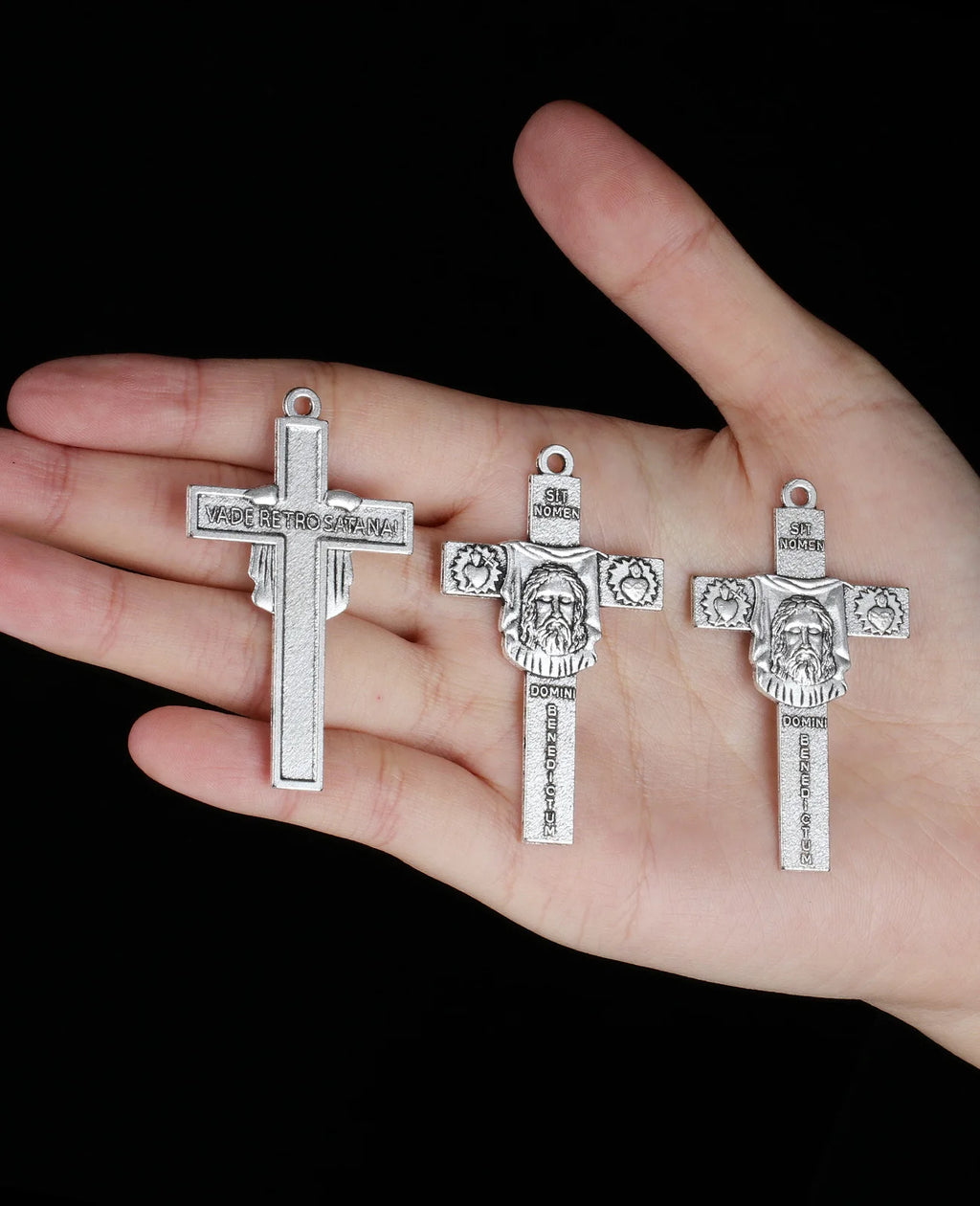 Holy Face of Jesus Reparation Cross – Veronica’s Veil Crucifix | DOMINI BENEDICTUM | 5-Pieces