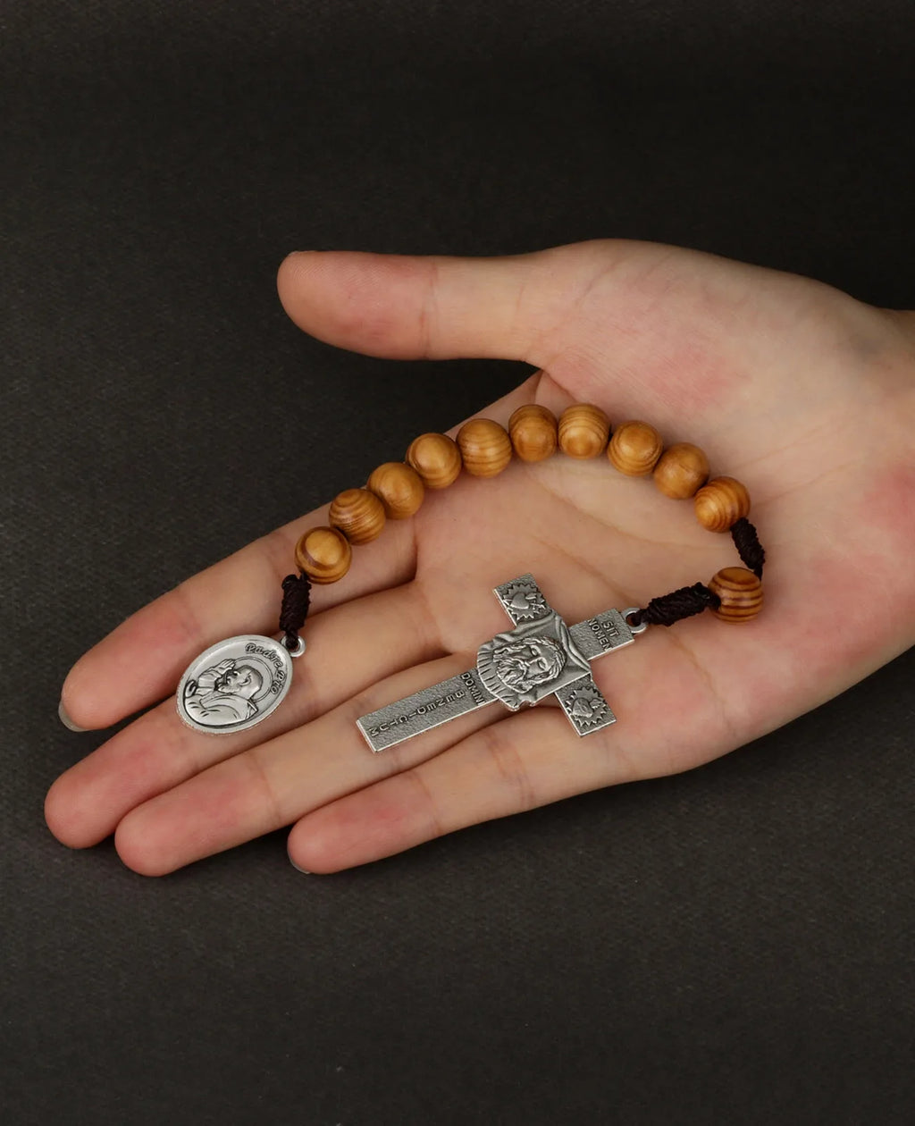 Holy Face Reparation Pocket Rosary with Padre Pio Medal – Handmade Wooden One Decade Prayer Beads