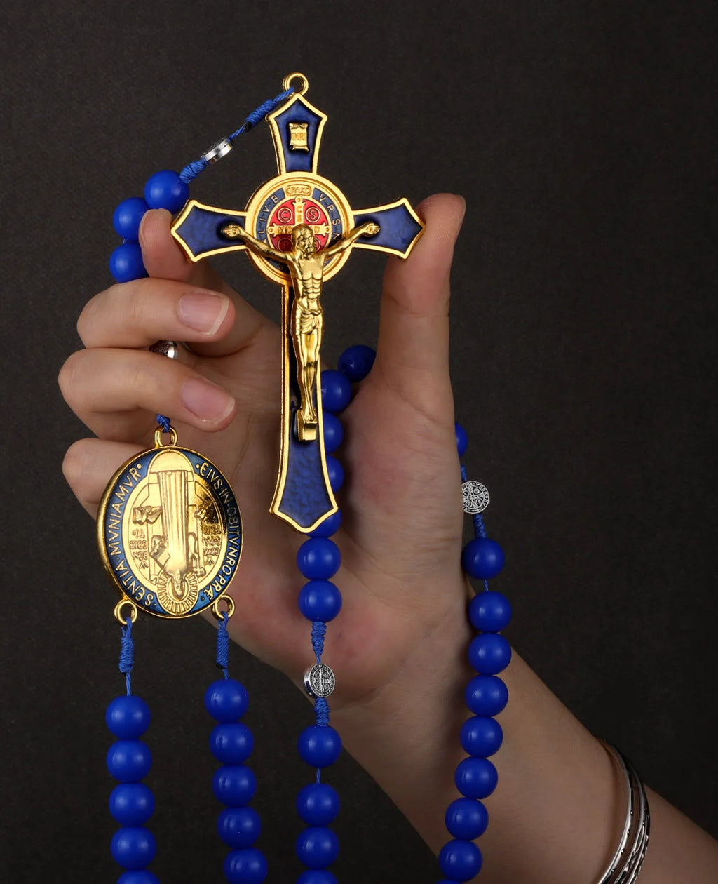 Saint Benedict Exorcism Crucifix Rosary Necklace – Large Cross with 33 Prayer Beads, Unisex Catholic Chaplet (6 Colors)